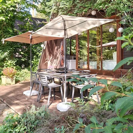 Stunning In Rekem-lanaken With Wifi Semesterbostad Lanaken